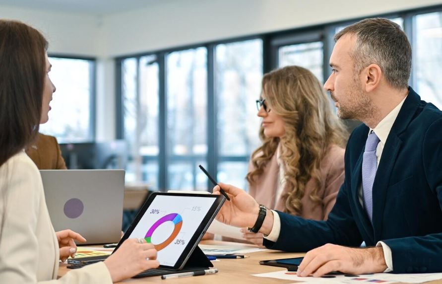 Why Every Consultant Needs a Sales-Driven Website