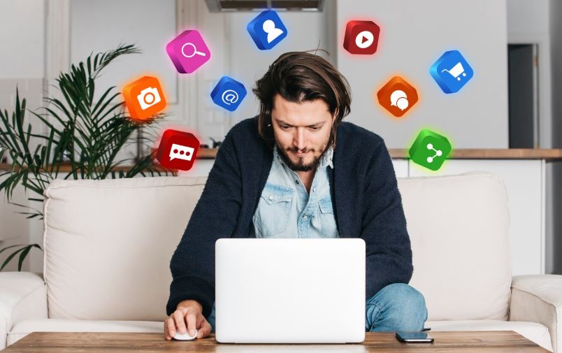 Website vs. Social Media Key Differences